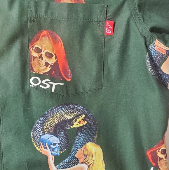 Lost Mens Button Down Woven Shirt size Medium NWOT - Picture 3 of 3